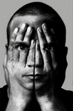 Ont-dekkingstocht_MAN-achter-handen_CursuscentrumdeSchans